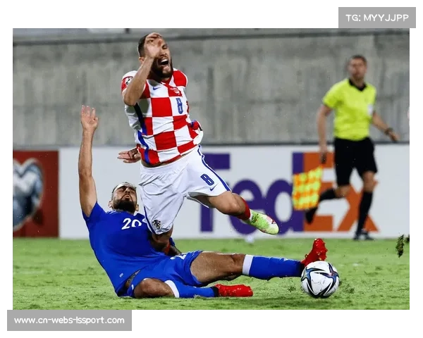 维罗纳球员贝拉-科沙、卡斯塔诺斯伤停影响排兵布阵。 维罗纳球员贝拉-科沙、卡斯塔诺斯伤停影响排兵布阵。